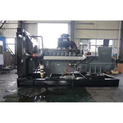 700kw威曼柴油發電機組-威曼16缸柴油機缸徑/行程：128/142mm,水冷發動機功率725KW,配套馬拉松斯坦福發電機。廠價直銷歡迎選購：13773399855。