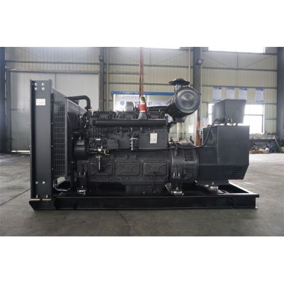 200kw凱普柴油發電機組-凱普6缸柴油機KP206H柴油發電機組,缸徑/行程：135/150mm,柴油發電機組水冷發動機功率206KW,柴油發電機組配套馬拉松斯坦福發電機。廠價直銷歡迎選購：13773399855。