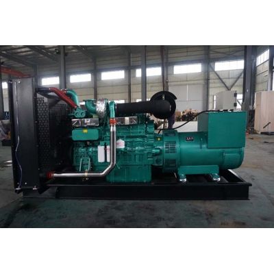 400kw玉柴柴油發電機組-玉柴6缸柴油機YC6T600L-D22柴油發電機組,缸徑/行程：145/165mm,柴油發電機組水冷發動機功率441W,柴油發電機組配套馬拉松斯坦福發電機。廠價直銷歡迎選購：13773399855。