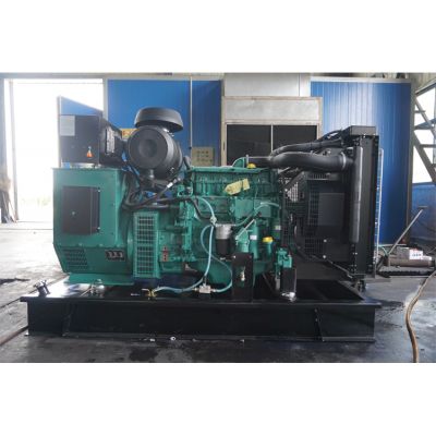 100kw沃爾沃柴油發(fā)電機(jī)組-沃爾沃4缸柴油機(jī)TAD532GE柴油發(fā)電機(jī)組,缸徑/行程：108/130mm,柴油發(fā)電機(jī)組水冷發(fā)動機(jī)功率114KW,柴油發(fā)電機(jī)組配套馬拉松斯坦福發(fā)電機(jī)。廠價直銷歡迎選購：13773399855。