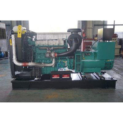 250kw沃爾沃柴油發(fā)電機(jī)組-沃爾沃6缸柴油機(jī)TAD941GE柴油發(fā)電機(jī)組,缸徑/行程：120/138mm,柴油發(fā)電機(jī)組水冷發(fā)動機(jī)功率286KW,柴油發(fā)電機(jī)組配套馬拉松斯坦福發(fā)電機(jī)。廠價直銷歡迎選購：13773399855。