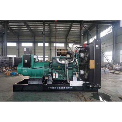 1300kw南通股份柴油發(fā)電機(jī)組-南通股份12缸柴油機(jī)NCG12V2056柴油發(fā)電機(jī)組,缸徑/行程：165/190mm,柴油發(fā)電機(jī)組水冷發(fā)動(dòng)機(jī)功率1512KW,柴油發(fā)電機(jī)組配套馬拉松斯坦福發(fā)電機(jī)。廠價(jià)直銷歡迎選購：13773399855。