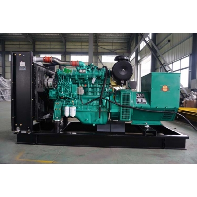 150kw玉柴柴油發電機組-玉柴6缸柴油機YC6A230-D30柴油發電機組,缸徑/行程：108/132mm,柴油發電機組水冷發動機功率171KW,柴油發電機組配套馬拉松斯坦福發電機。廠價直銷歡迎選購：13773399855。