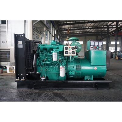 50KW玉柴柴油發(fā)電機組-玉柴4缸柴油機YCD4P22D-80,柴油發(fā)電機組缸徑/行程：108/125mm,柴油發(fā)電機組水冷發(fā)動機功率66KW,柴油發(fā)電機組配套馬拉松斯坦福發(fā)電機。廠價直銷歡迎選購：13773399855。