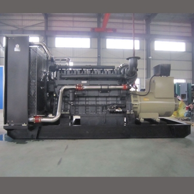 700kw上柴動力柴油發電機組-上柴股份6缸柴油機6KTAA25-G32柴油發電機組,缸徑/行程：170/185mm,柴油發電機組水冷發動機功率754KW,柴油發電機組配套馬拉松斯坦福發電機。廠價直銷歡迎選購：13773399855。