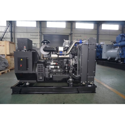 100kw上柴股份柴油發電機組-上柴動力5缸柴油機SC4H140D2柴油發電機組,缸徑/行程：105/124mm,柴油發電機組水冷發動機功率105KW,柴油發電機組配套馬拉松斯坦福發電機。廠價直銷歡迎選購：13773399855。