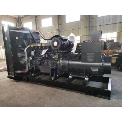 900kw上柴股份柴油發電機組-上柴動力6缸柴油機6KTAA25-G320柴油發電機組,缸徑/行程：170/185mm,柴油發電機組水冷發動機功率902KW,柴油發電機組配套馬拉松斯坦福發電機。廠價直銷歡迎選購：13773399855。